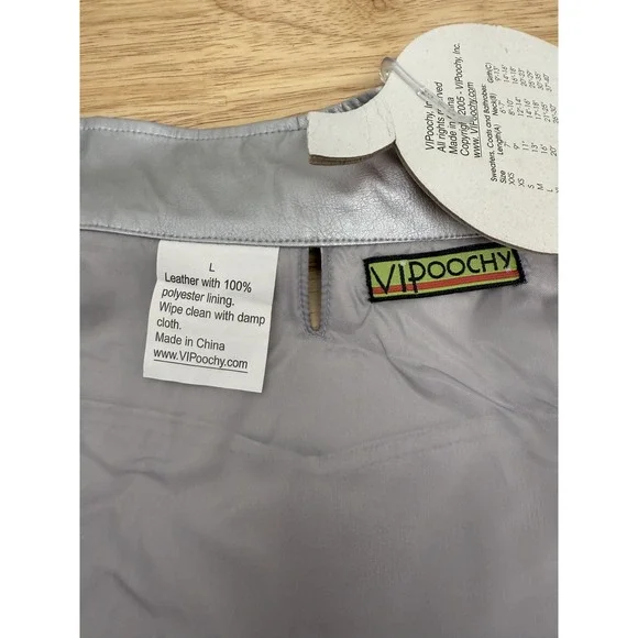 VIPoochy Dog Costume Vest Lined Silver Leather w Rhinestone Studs Zip Large #47 - Picture 6 of 7